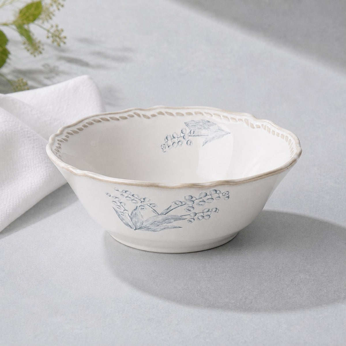 Lily of the Valley ceramic soup and salad bowl, 17 oz, hand-painted floral pattern